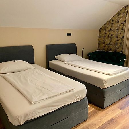 Boutique Hotel Zbilje Екстер'єр фото
