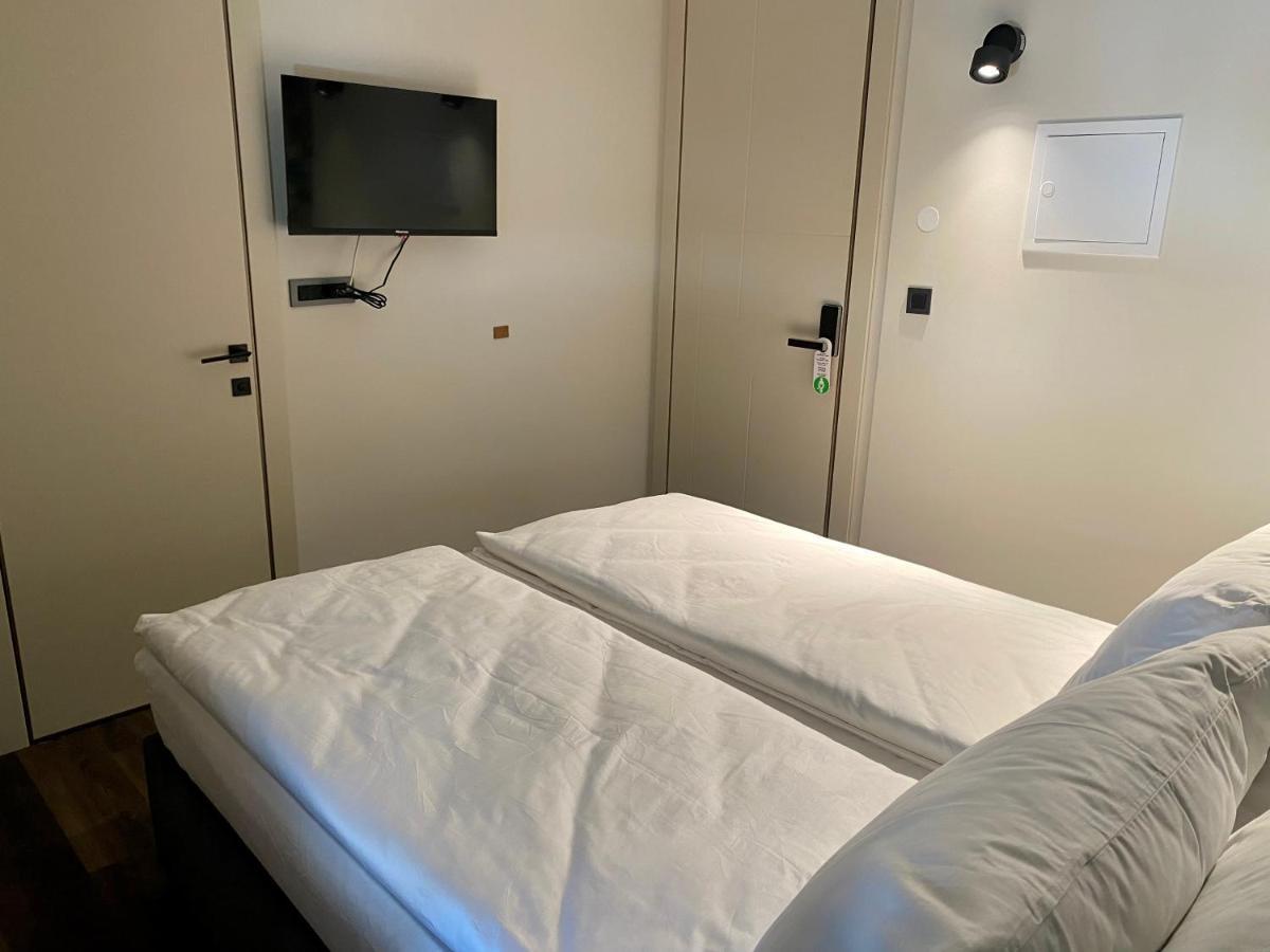 Boutique Hotel Zbilje Екстер'єр фото