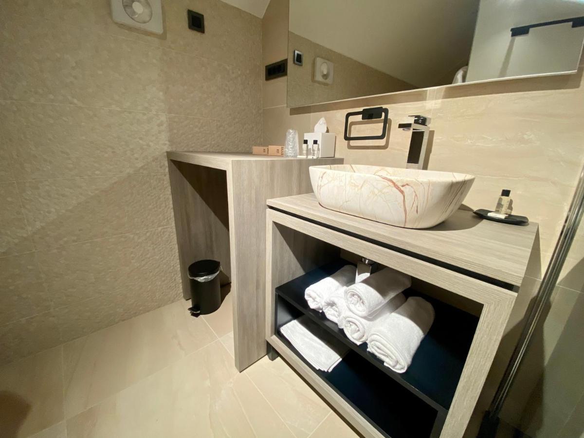 Boutique Hotel Zbilje Екстер'єр фото